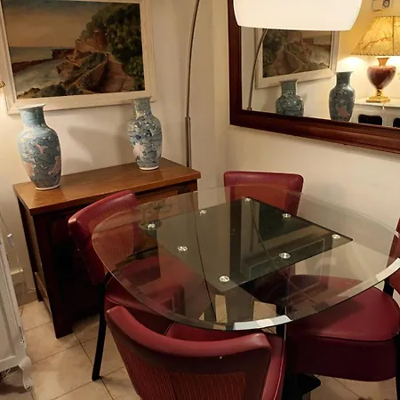Meublé Touristique Inclus Idéal Couple Appartamento *