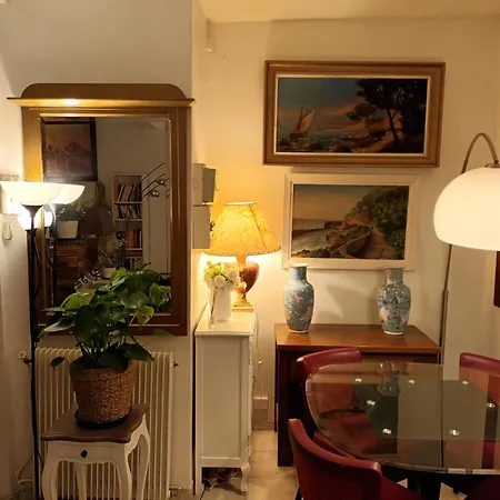 Meublé Touristique Inclus Idéal Couple * Parigi
